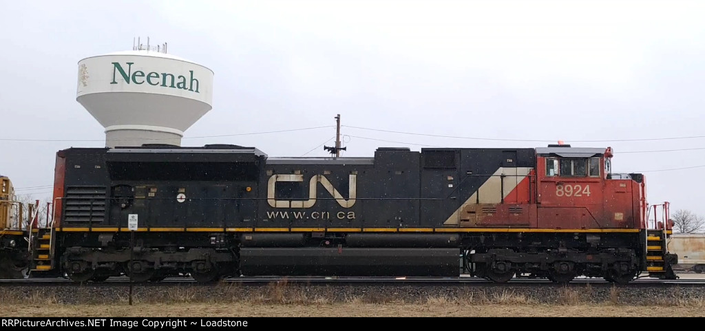 CN 8924